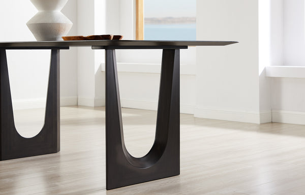 Hanna Dining Table Caviar