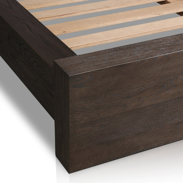Torrington Queen Bed - Umber Oak