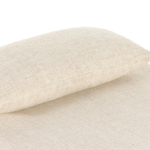 Jakobi Chaise In Thames Cream