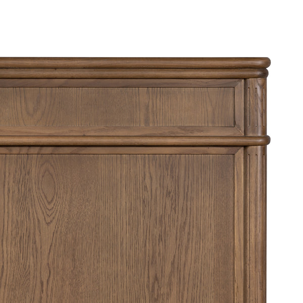 Toulouse Bed In Toasted Oak In King