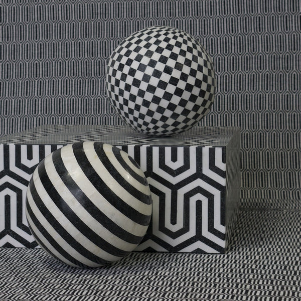 Sphere Inlaid Stone 16.5" Stripe