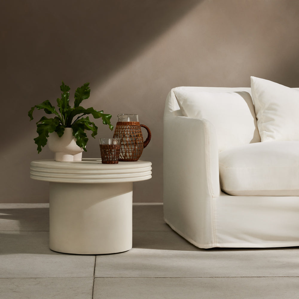 Grecia Outdoor End Table In Large In White