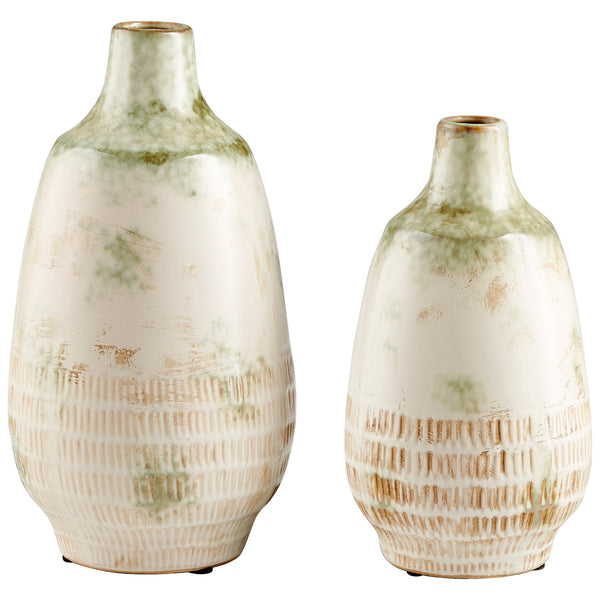 Small Yukon Vase in Olive Pearl Glaze