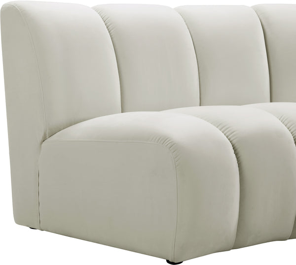 Lynda 3pc. Modular Sectional In Cream Velvet