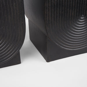 Medina Antiqued Black Metal Planters  (Set of 2)