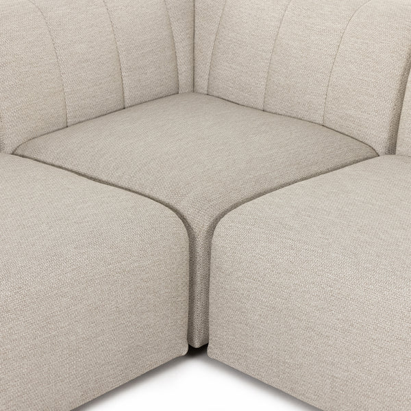 Gwen Outdoor 5 Pc Sectional In Faye Sand