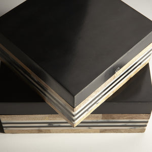 Large Avondale Container in Natural and Black
