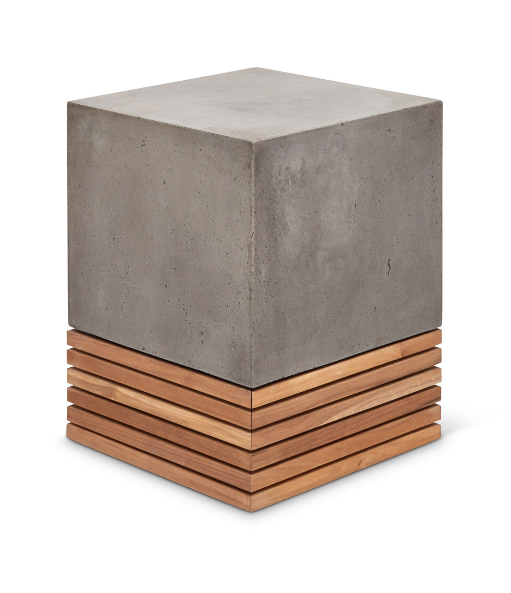 Stecca Corto Stool