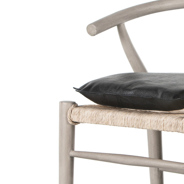 Muestra Stool W Cushion In Wht Grey In Bar