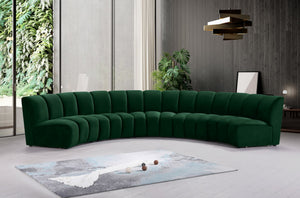 Lynda 5pc. Modular Sectional In Green Velvet