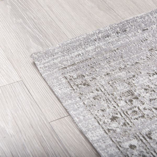 Kaiya  8 x 10 Rug