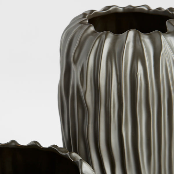 Abyssus Vase | Black - Small