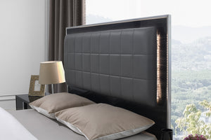 Giulia Night Stand Left Facing in Glossy Gray