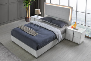 Giulia Night Stand Left Facing in White
