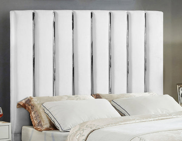 Donnie Queen Bed In White Velvet