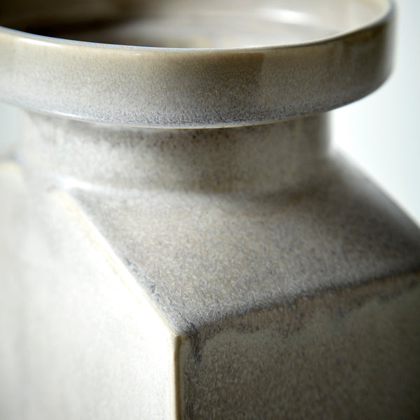 Santorini Vase in Oyster Silver