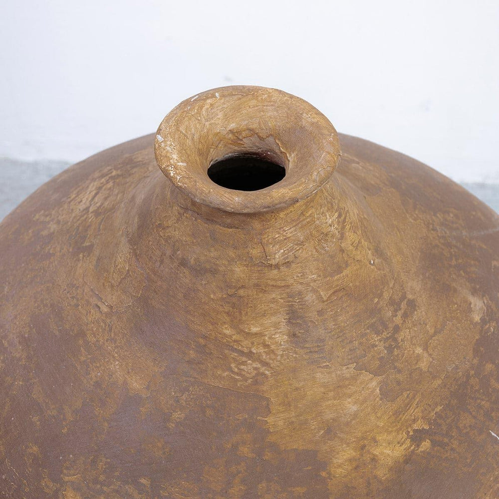 Ercan Vase