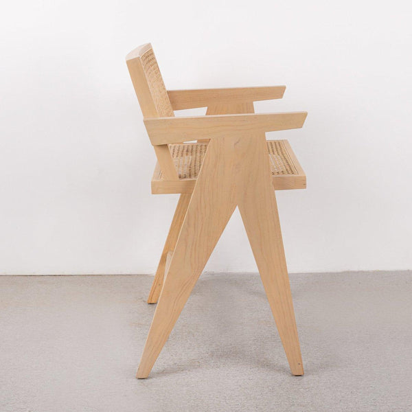 Jeanneret Counter Stool with Arms and Back - Ivory