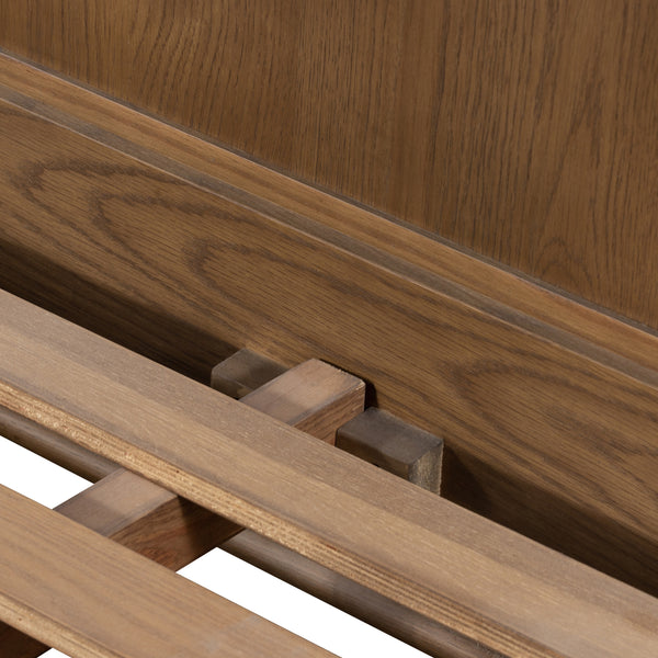 Toulouse Bed In Toasted Oak In King