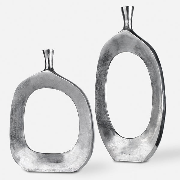 Cierra Vases