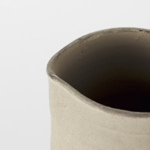 Garand Medium 15H Two-Toned White Natural Ceramic Jug