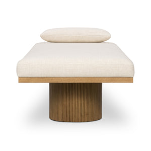 Jakobi Chaise In Thames Cream